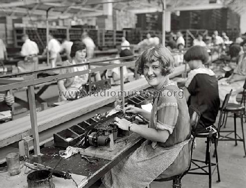 Radio-Manufacturing - Produktion ; Memorabilia - (ID = 814714) Diverses