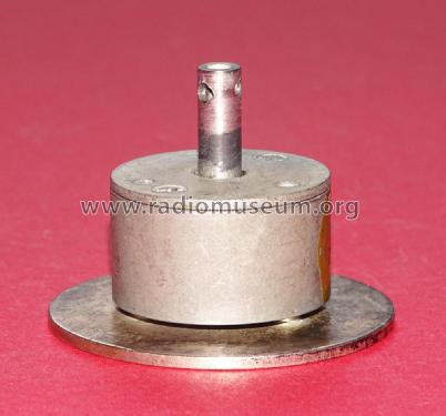 Cavity Tuner 10C/11072; MILITARY U.K. (ID = 3069600) Radio part