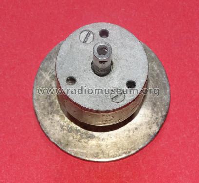 Cavity Tuner 10C/11072; MILITARY U.K. (ID = 3069603) Radio part