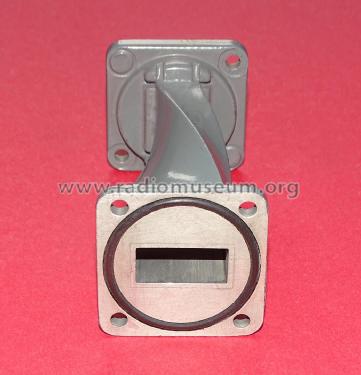 WG16 Twist Waveguide 10B/18394; MILITARY U.K. (ID = 3068971) Radio part