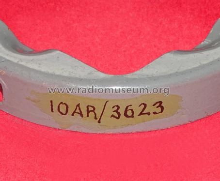 WG16 Waveguide Clamp 10AR/3623; MILITARY U.K. (ID = 3070154) Radio part