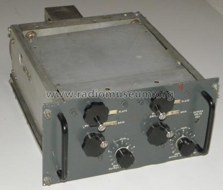 RF Amplifier-Multiplier AM-915/TRC; MILITARY U.S. (ID = 1375666) Military