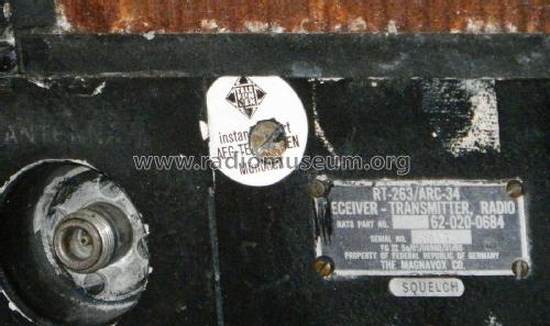 Receiver-Transmitter, Radio RT-263/ARC-34; MILITARY U.S. (ID = 2445904) Mil TRX