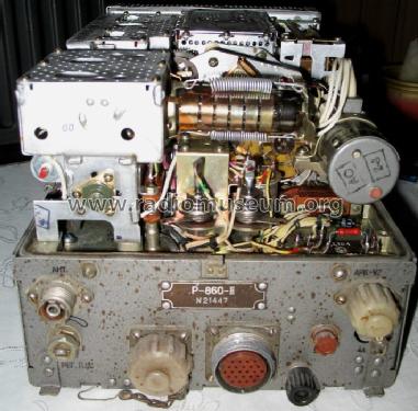 Airplane radio 'Pero' R-860 {Р-860}; MILITARY USSR (ID = 667720) Mil TRX