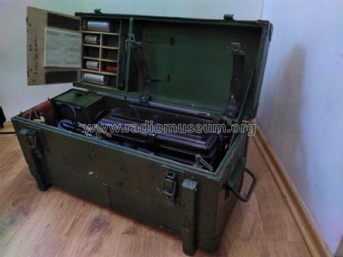 Mobil-Funkstation R-106 {P-106}; MILITARY USSR (ID = 2439379) Mil TRX