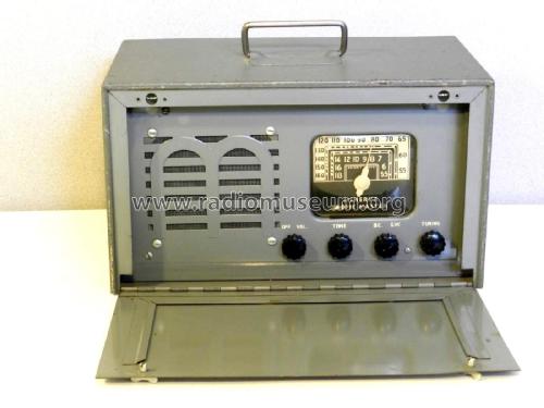 Tropic Master W117 early ; Minerva Radio Co. (ID = 2659884) Radio