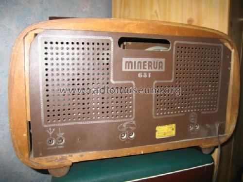 651; Minerva Radio; Paris (ID = 435543) Radio