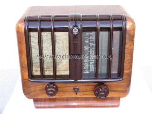 386-W; Minerva-Radio (ID = 763881) Radio