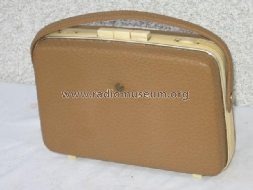 Drucktastensuper 570DT/L; Minerva-Radio (ID = 163137) Radio