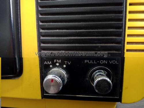 B/V TV Receiver with FM/AM Radio BB-1206K; Mitsubishi Electric (ID = 2686881) TV Radio