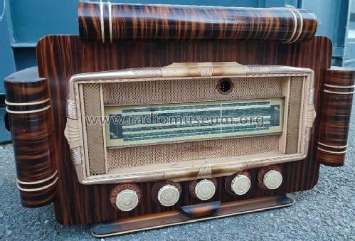 Inconnu - Unknown 7 Radio-Phono 7 lampes; Mondial, Société (ID = 2982943) Radio