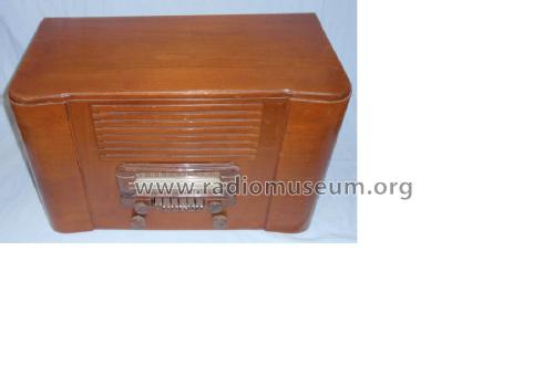 14BR-688A Order= P462 A 688 ; Montgomery Ward & Co (ID = 2602931) Radio