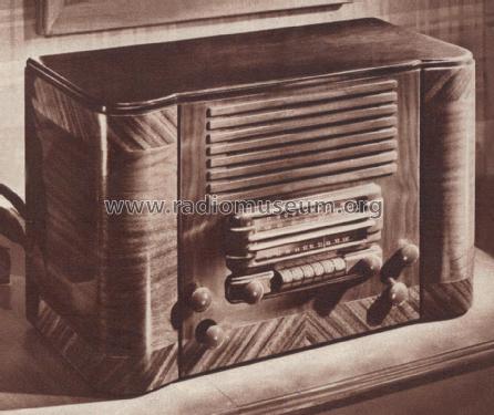 14BR-913A Order= P462 A 913 ; Montgomery Ward & Co (ID = 1947807) Radio