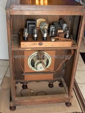 Airline 62-101 Order= 662 D 101; Montgomery Ward & Co (ID = 1655490) Radio