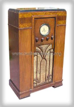 Airline 62-137 Order= 162 B 137; Montgomery Ward & Co (ID = 372104) Radio