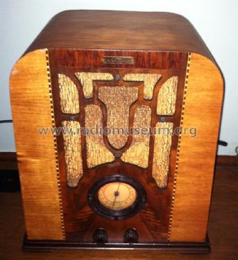 Airline 62-148 Order= 462 B 148; Montgomery Ward & Co (ID = 1417483) Radio