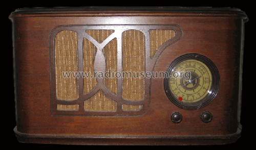 62-230 Order= 662 C 230 ; Montgomery Ward & Co (ID = 590411) Radio