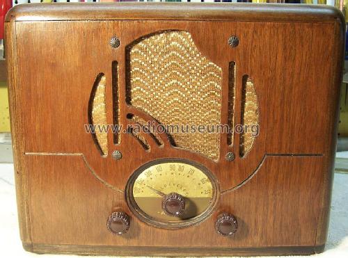 62-254 Order= P 362 A 254 ; Montgomery Ward & Co (ID = 957037) Radio