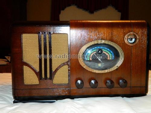 Airline 62-317 Ch= Belmont 787 Series A; Montgomery Ward & Co (ID = 1559932) Radio