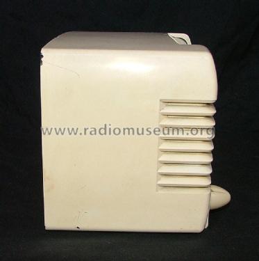 Airline 64BR 1504B Order= 62 C 1504M; Montgomery Ward & Co (ID = 1759564) Radio