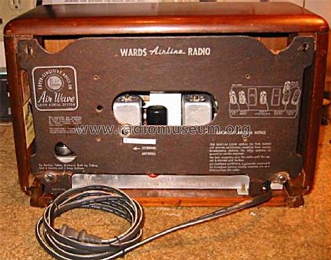 64WG-1804C ; Montgomery Ward & Co (ID = 1740395) Radio