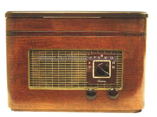 Airline 64WG-2007B Order= 62 C 2007 M ; Montgomery Ward & Co (ID = 797771) Radio