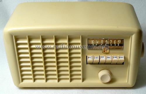 84BR-1518A ; Montgomery Ward & Co (ID = 1082664) Radio