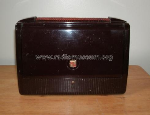 Airline 84WG-1060B; Montgomery Ward & Co (ID = 1414611) Radio