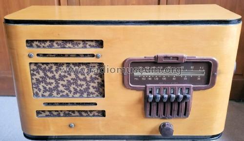 93BR-564A Order= P462 C 564 ; Montgomery Ward & Co (ID = 2930595) Radio