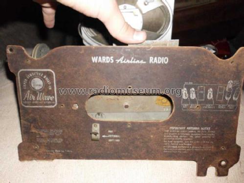 94WG-1804D ; Montgomery Ward & Co (ID = 1028972) Radio