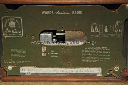 94WG-1804D ; Montgomery Ward & Co (ID = 1788106) Radio