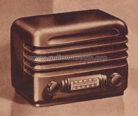 Airline 04BR-420B Order= P462 C 420 ; Montgomery Ward & Co (ID = 1891229) Radio