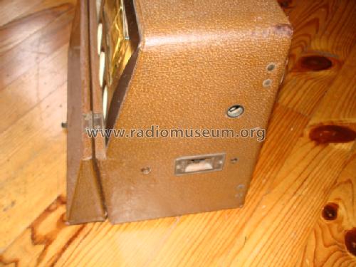 Airline 14WG 690B Order= P462 A 1690 ; Montgomery Ward & Co (ID = 621185) Radio