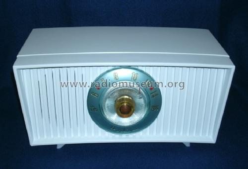 Airline 35BR-1558A; Montgomery Ward & Co (ID = 1561757) Radio