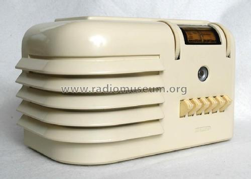 93WG-605 Order= P462 C 605 ; Montgomery Ward & Co (ID = 779824) Radio