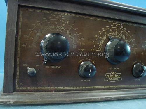 Airline Enchanter ; Montgomery Ward & Co (ID = 1847107) Radio