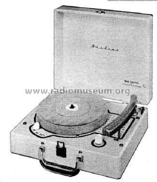 Airline GAA-953B ; Montgomery Ward & Co (ID = 551718) R-Player