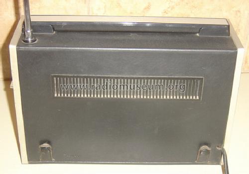 Airline FM/AM/CB 8 Band IC GEN-1473A; Montgomery Ward & Co (ID = 1392636) Radio