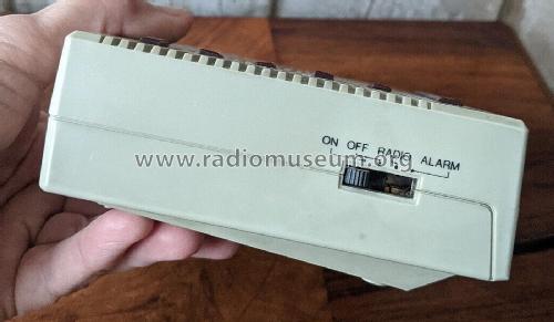 Dual Alarm Clock Radio CR 352; Morphy-Richards Ltd. (ID = 2915197) Radio