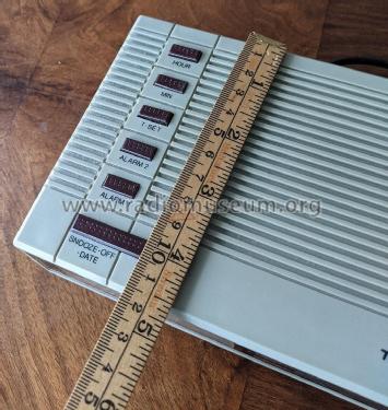 Dual Alarm Clock Radio CR 352; Morphy-Richards Ltd. (ID = 2915200) Radio