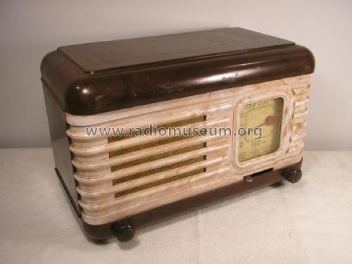 Moskvič - Москвич V - В; Moscow TEMP Radio (ID = 2991629) Radio