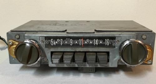 14MR American Motors 8990833; Motorola Inc. ex (ID = 2468459) Car Radio