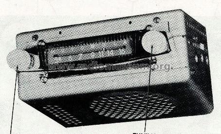 401A; Motorola Inc. ex (ID = 1761616) Car Radio