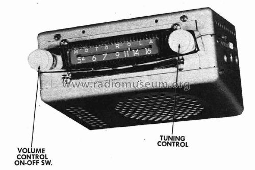 401A; Motorola Inc. ex (ID = 3090805) Car Radio