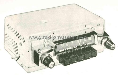 596-12 ; Motorola Inc. ex (ID = 1966192) Car Radio