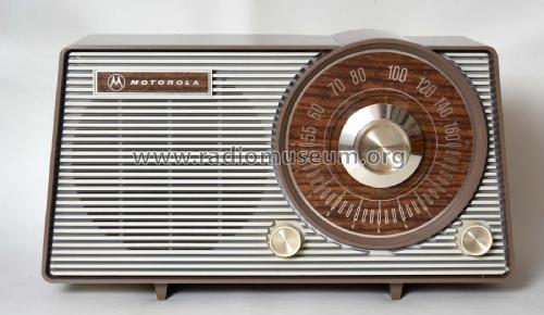 AT25BN ; Motorola Inc. ex (ID = 2514004) Radio