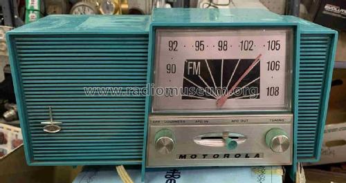 B1J Ch= HS-819; Motorola Inc. ex (ID = 2996553) Radio