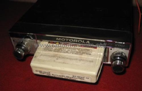 Car Stereo Player - 8 Track Stereo P8MPJX-3; Motorola Inc. ex (ID = 1724761) R-Player