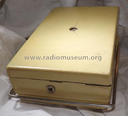 Custom Eight Transistor ; Motorola Inc. ex (ID = 1455208) Radio