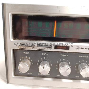 Entertainment Center 3RV3705; Motorola Inc. ex (ID = 2842481) Car Radio